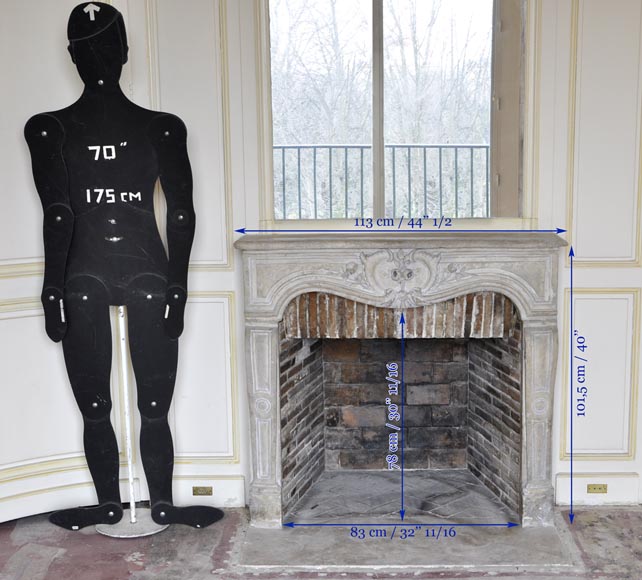 Bel élément de boiserie de style Louis XV avec cheminée en pierre du XVIIIè siècle Bel élément de boiserie de style Louis XV avec cheminée en pierre du XVIIIè siècle-23