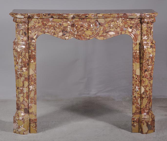 Cheminée de style Pompadour en Brèche d'Alep Cheminée de style Pompadour en Brèche d'Alep-0