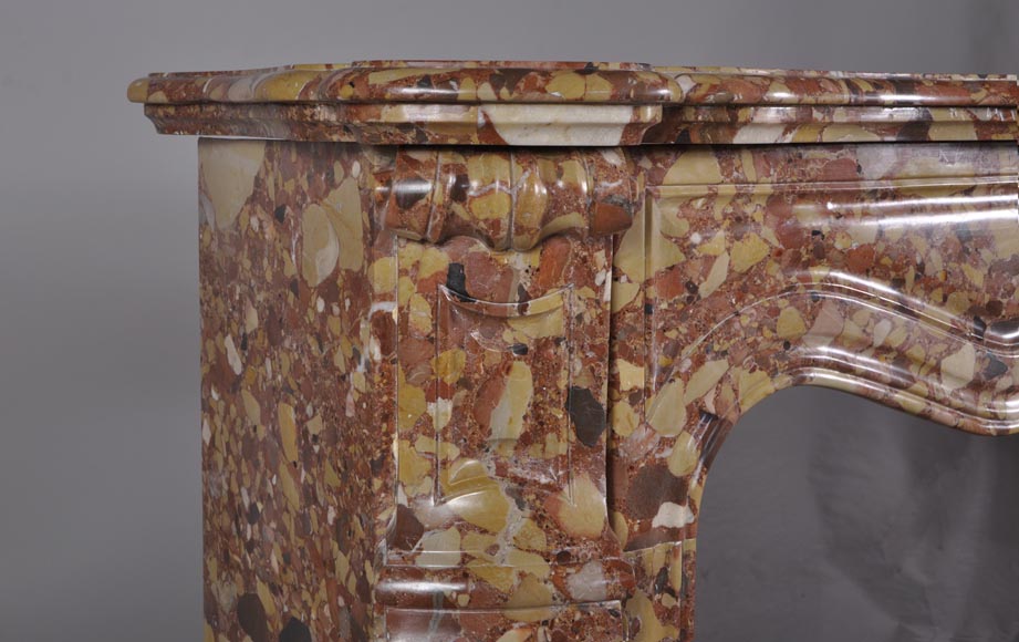 Cheminée de style Pompadour en Brèche d'Alep Cheminée de style Pompadour en Brèche d'Alep-3