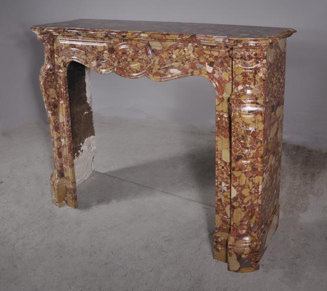 Cheminée de style Pompadour en Brèche d'Alep Cheminée de style Pompadour en Brèche d'Alep-5