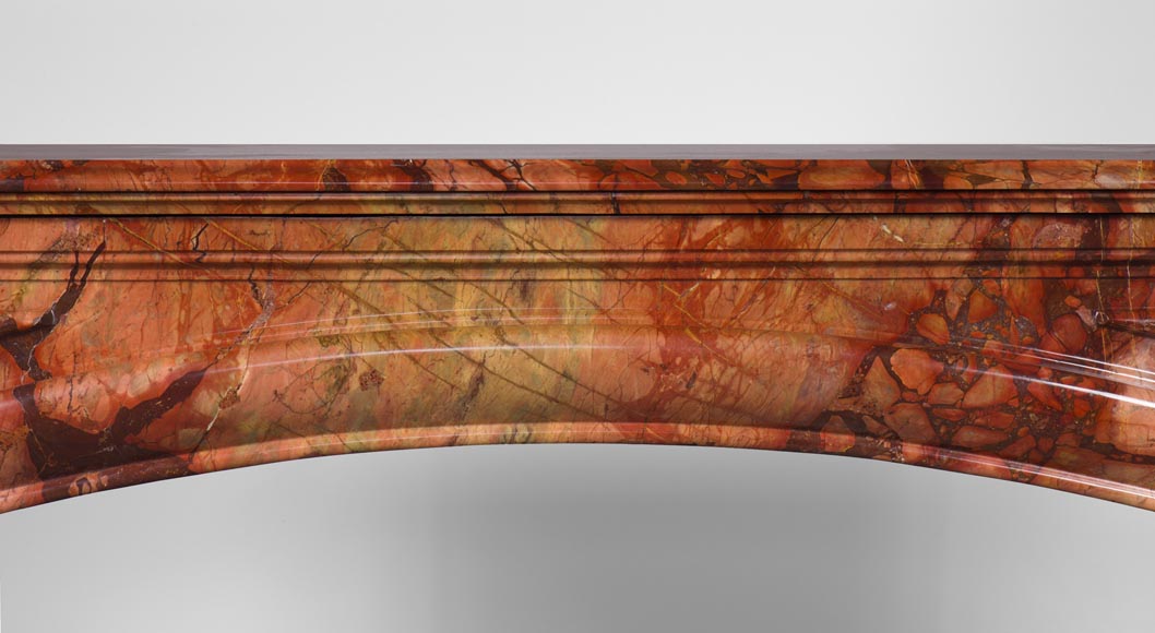 Cheminée ancienne de style Louis XIV à boudin en Brèche Sanguine d'Algérie Cheminée ancienne de style Louis XIV à boudin en Brèche Sanguine d'Algérie-1