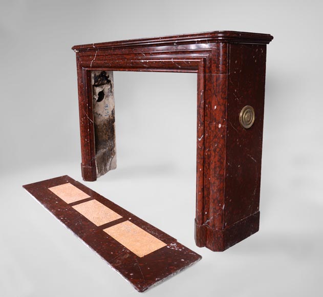 Cheminée ancienne de style Louis XIV en marbre Rouge Griotte avec son intérieur en fonte Cheminée ancienne de style Louis XIV en marbre Rouge Griotte avec son intérieur en fonte-5