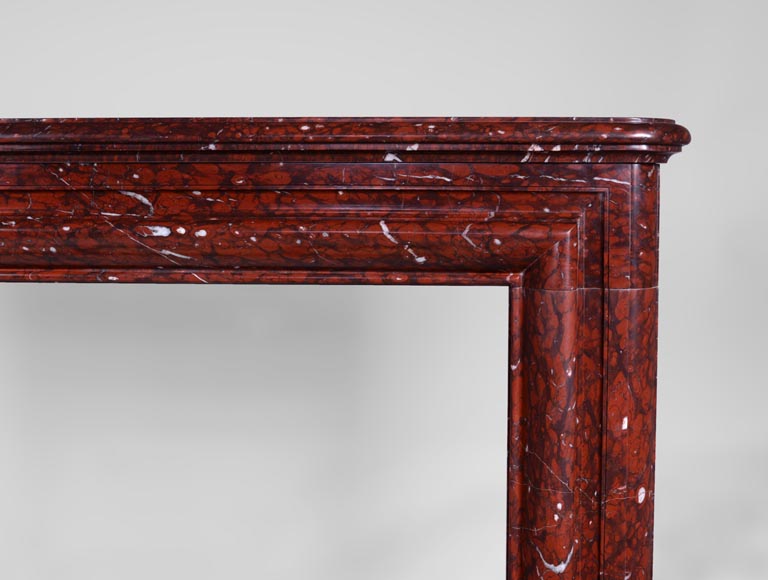 Cheminée ancienne de style Louis XIV en marbre Rouge Griotte avec son intérieur en fonte Cheminée ancienne de style Louis XIV en marbre Rouge Griotte avec son intérieur en fonte-6