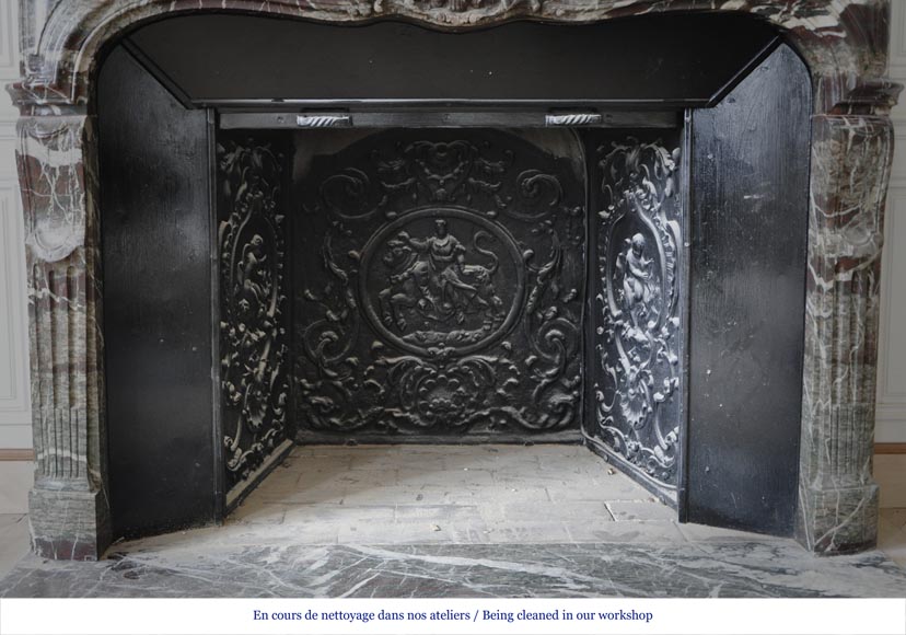 Belle cheminée ancienne de style Régence en marbre Campan Grand Mélange, XIXè siècle Belle cheminée ancienne de style Régence en marbre Campan Grand Mélange, XIXè siècle-11