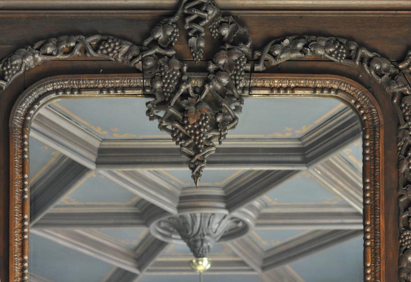 Grande pièce de boiserie ancienne en chêne sculpté à décor de trophées de chasse et natures mortes Grande pièce de boiserie ancienne en chêne sculpté à décor de trophées de chasse et natures mortes-8