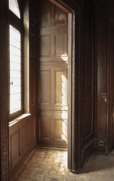 Grande pièce de boiserie ancienne en chêne sculpté à décor de trophées de chasse et natures mortes Grande pièce de boiserie ancienne en chêne sculpté à décor de trophées de chasse et natures mortes-15