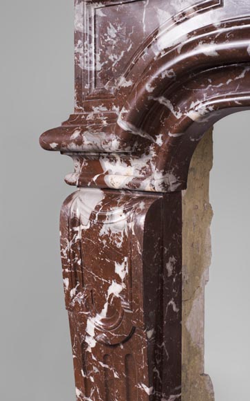 Cheminée ancienne de style Régence en marbre Rouge du Nord Cheminée ancienne de style Régence en marbre Rouge du Nord-4