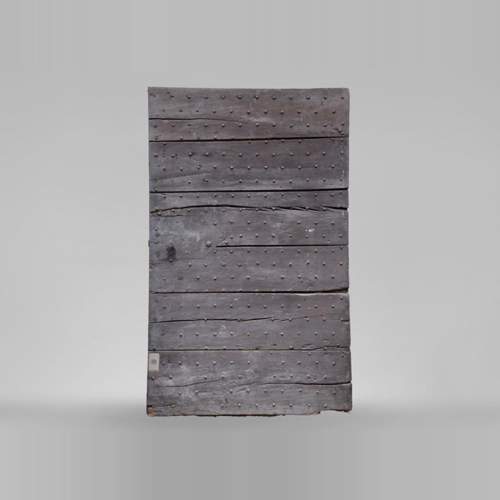Rare porte ancienne en chêne à lames cloutées, XVIIIè siècle