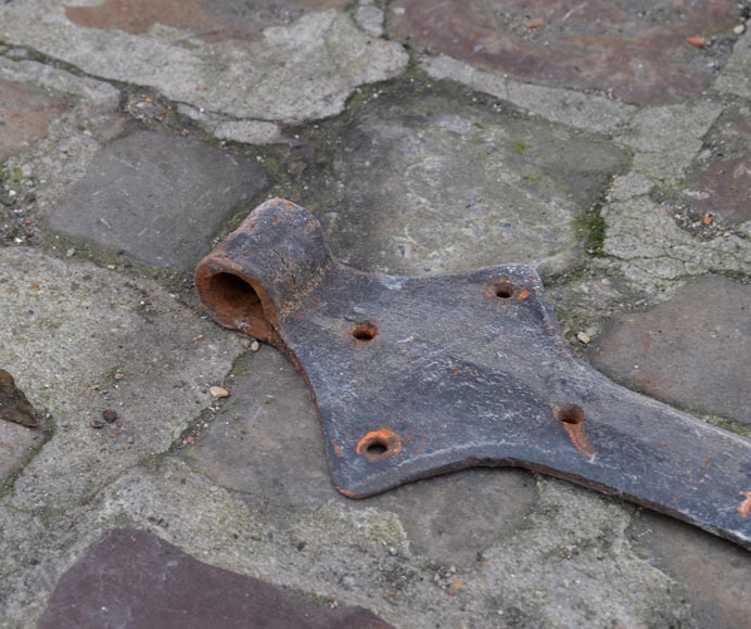 Rare porte ancienne en chêne à lames cloutées, XVIIIè siècle Rare porte ancienne en chêne à lames cloutées, XVIIIè siècle-13