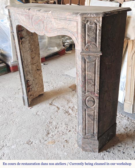 Cheminée de style Louis XV modèle Pompadour sculptée en marbre Bois Jourdan Cheminée de style Louis XV modèle Pompadour sculptée en marbre Bois Jourdan-5