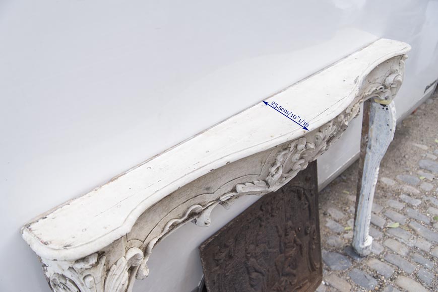 Belle cheminée d'époque Louis XV richement sculptée en chêne peint Belle cheminée d'époque Louis XV richement sculptée en chêne peint-10