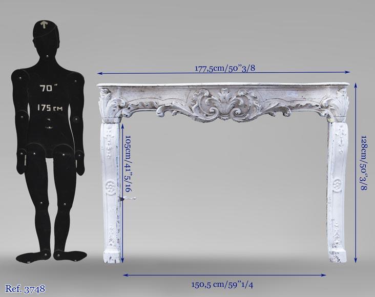 Belle cheminée d'époque Louis XV richement sculptée en chêne peint Belle cheminée d'époque Louis XV richement sculptée en chêne peint-11