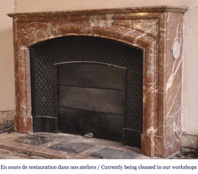 Cheminée ancienne de style Louis XIV, en marbre Rouge Royal Cheminée ancienne de style Louis XIV, en marbre Rouge Royal-5