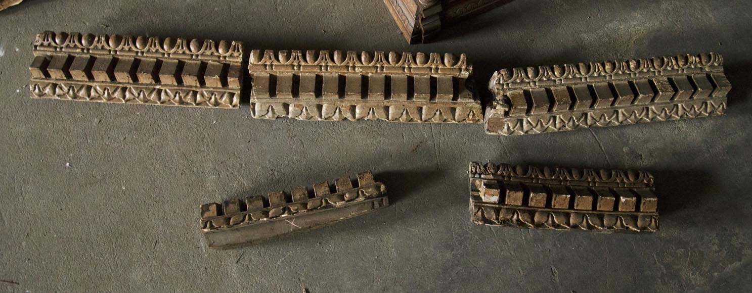 Ensemble d'éléments de boiserie d'époque Louis XVI Ensemble d'éléments de boiserie d'époque Louis XVI-18