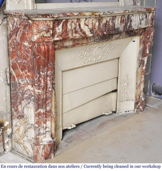 Cheminée ancienne de style Louis XVI, à rudentures, en Onyx rouge Cheminée ancienne de style Louis XVI, à rudentures, en Onyx rouge-2