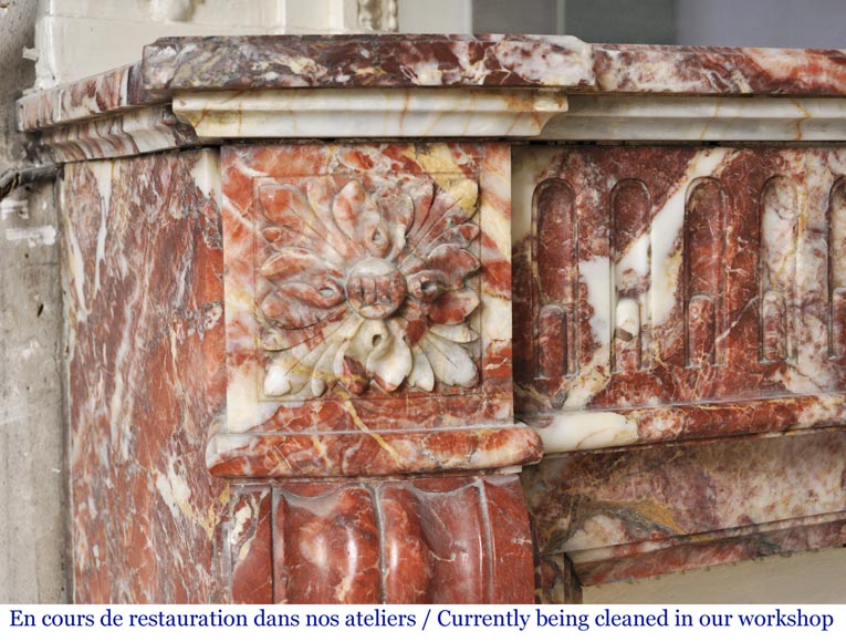 Cheminée ancienne de style Louis XVI, à rudentures, en Onyx rouge Cheminée ancienne de style Louis XVI, à rudentures, en Onyx rouge-3