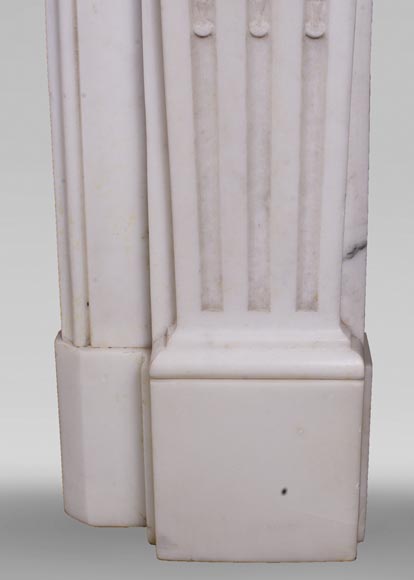 Cheminée ancienne de style Louis XVI en marbre Statuaire de Carrare Cheminée ancienne de style Louis XVI en marbre Statuaire de Carrare-10