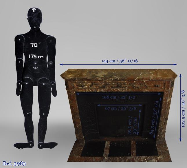 Cheminée ancienne de style Louis XVI à coins arrondis en marbre Rouge du Nord et ornements de bronze doré Cheminée ancienne de style Louis XVI à coins arrondis en marbre Rouge du Nord et ornements de bronze doré-11