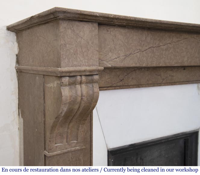 Cheminée ancienne de style Napoléon III en marbre à modillons Cheminée ancienne de style Napoléon III en marbre à modillons-3