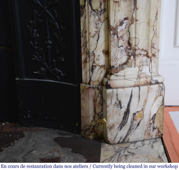 Cheminée ancienne de style Louis XVI en marbre Brèche Médicis Cheminée ancienne de style Louis XVI en marbre Brèche Médicis-7