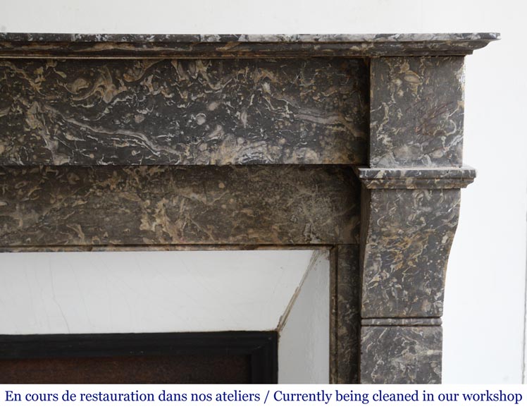 Cheminée ancienne de style Napoléon III en marbre à modillons Cheminée ancienne de style Napoléon III en marbre à modillons-4