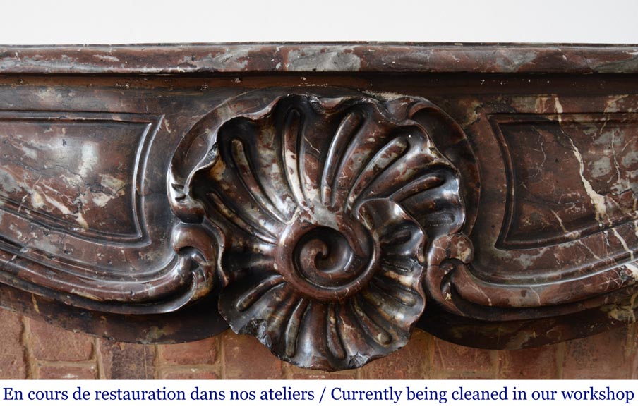 Cheminée ancienne d’époque Louis XV en marbre rouge de Rance, XVIIIe siècle Cheminée ancienne d’époque Louis XV en marbre rouge de Rance, XVIIIe siècle-1