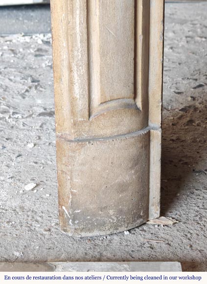 Cheminée d'époque Louis XV en pierre sculptée Cheminée d'époque Louis XV en pierre sculptée-8