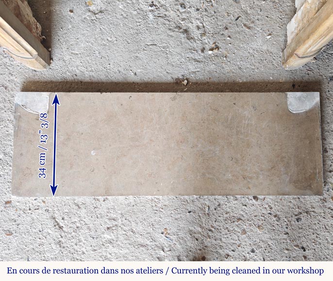 Cheminée d'époque Louis XV en pierre sculptée Cheminée d'époque Louis XV en pierre sculptée-9