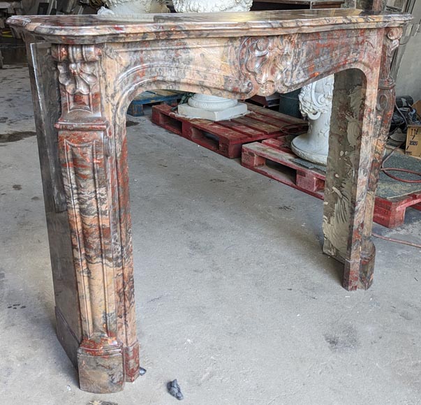 Cheminée de style Louis XV à trois coquilles en marbre Enjugerais Cheminée de style Louis XV à trois coquilles en marbre Enjugerais-3