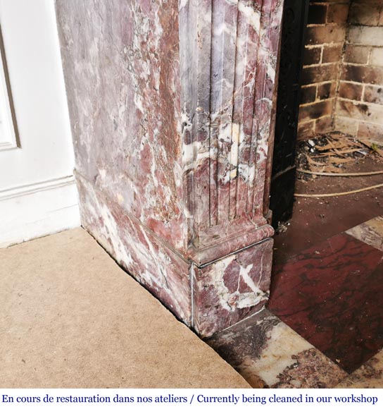 Importante cheminée ancienne de style Régence en marbre fleur de pêcher Importante cheminée ancienne de style Régence en marbre fleur de pêcher-4