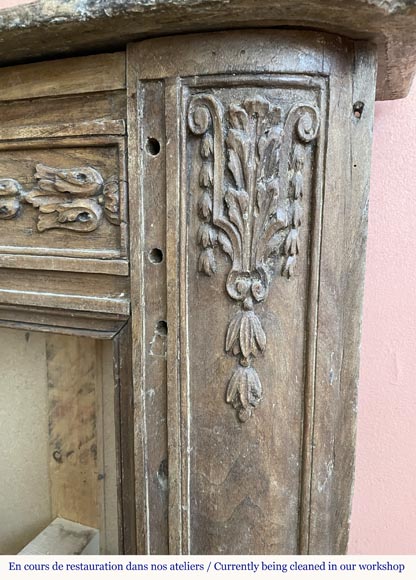 Cheminée d'époque Louis XVI en chêne  Cheminée d'époque Louis XVI en chêne -8