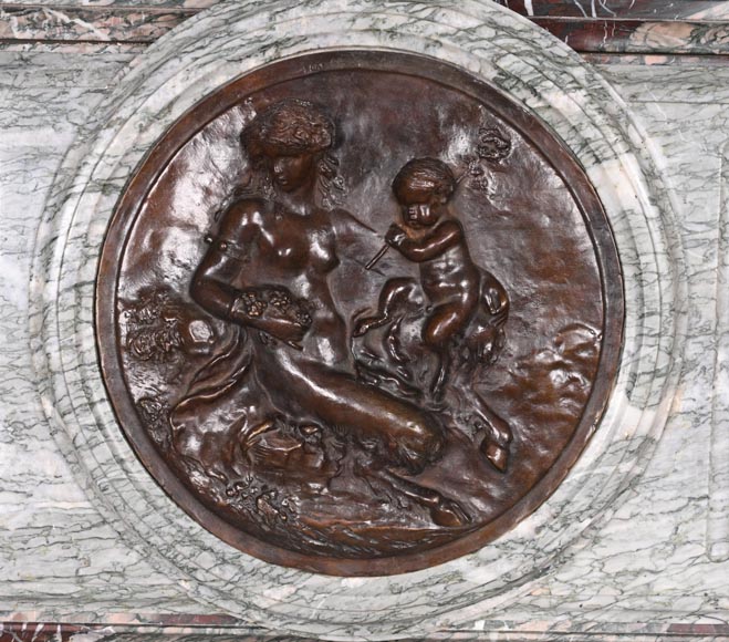 Cheminée en marbre Campan de style Louis XIV, bronzes (d’après CLODION) Cheminée en marbre Campan de style Louis XIV, bronzes (d’après CLODION)-2