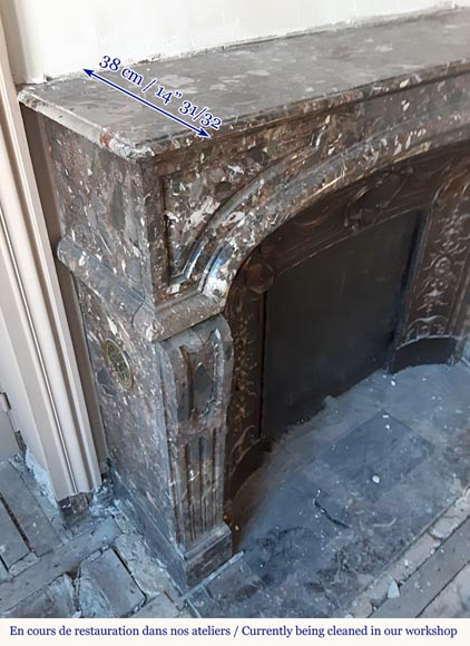 Cheminée ancienne de style Régence en Brèche Pavonazza Cheminée ancienne de style Régence en Brèche Pavonazza-2