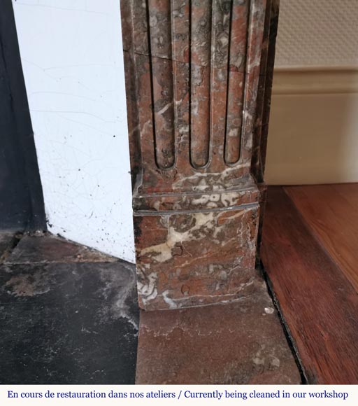 Cheminée d'époque Louis XV en marbre Rouge du Nord Cheminée d'époque Louis XV en marbre Rouge du Nord-7