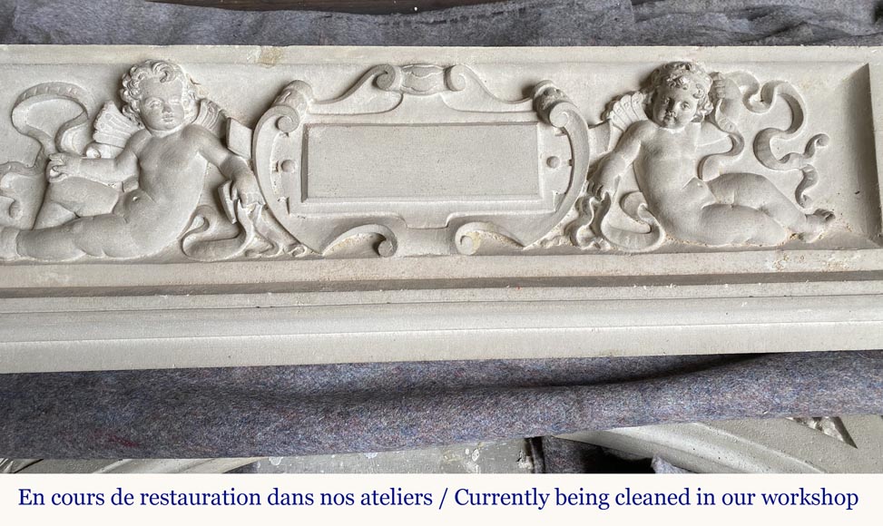 Cheminée en pierre sculptée de style Néo-Renaissance, XIXe siècle Cheminée en pierre sculptée de style Néo-Renaissance, XIXe siècle-1