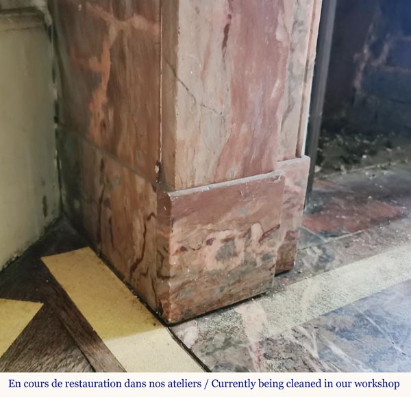 Cheminée Napoléon III en marbre Enjugerais à modillons Cheminée Napoléon III en marbre Enjugerais à modillons-4