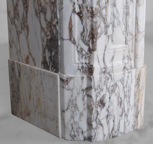 Cheminée de style Louis XV en marbre Brèche de Médicis au motif fleur de lys en feuille d'acanthe Cheminée de style Louis XV en marbre Brèche de Médicis au motif fleur de lys en feuille d'acanthe-7