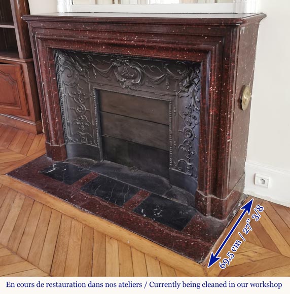 Cheminée Boudin de style Louis XIV en beau marbre Rouge Griotte Cheminée Boudin de style Louis XIV en beau marbre Rouge Griotte-5