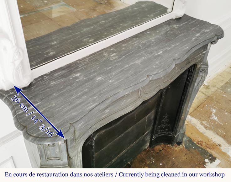 Belle cheminée Pompadour en marbre bleu Turquin Belle cheminée Pompadour en marbre bleu Turquin-8