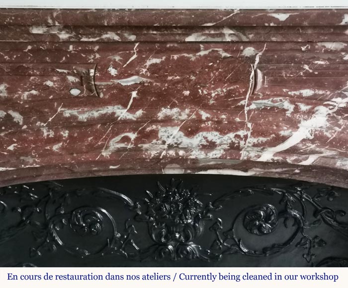 Cheminée de style Régence en marbre Rouge du nord Cheminée de style Régence en marbre Rouge du nord-1