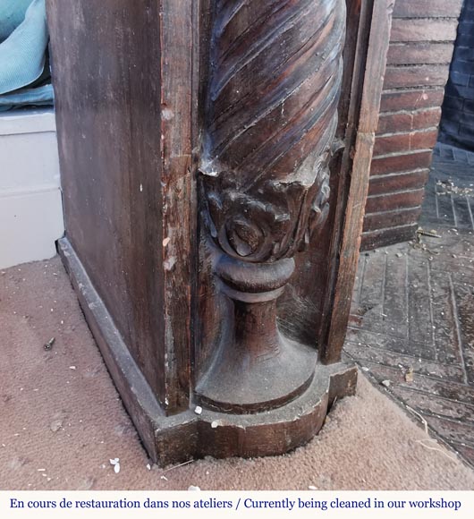 Rare cheminée en terre cuite de style Louis XVI à colonnes torses, début du XIXe siècle Rare cheminée en terre cuite de style Louis XVI à colonnes torses, début du XIXe siècle-8