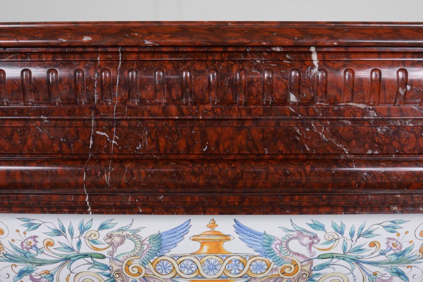 Cheminée de style Napoléon III en marbre Griotte Cheminée de style Napoléon III en marbre Griotte-1