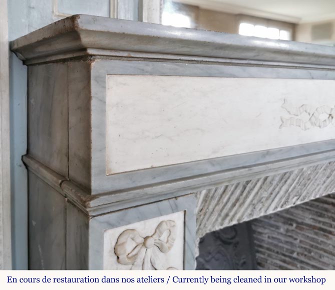 Cheminée de style Louis XVI en marbre statuaire et Bleu Turquin aux instruments de musique Cheminée de style Louis XVI en marbre statuaire et Bleu Turquin aux instruments de musique-6