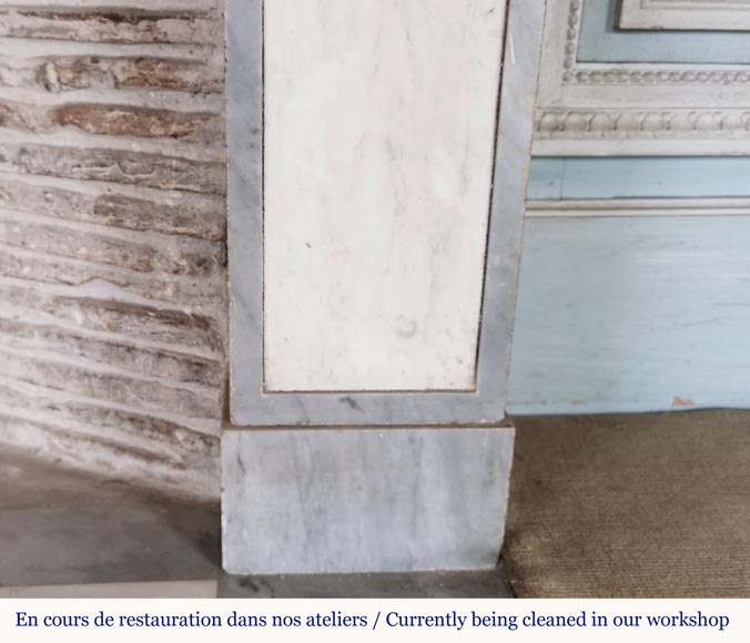 Cheminée de style Louis XVI en marbre statuaire et Bleu Turquin aux instruments de musique Cheminée de style Louis XVI en marbre statuaire et Bleu Turquin aux instruments de musique-12