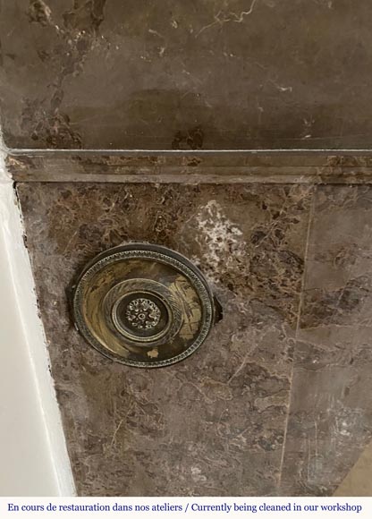 Cheminée Louis-Philippe en marbre Champlain noir Cheminée Louis-Philippe en marbre Champlain noir-4