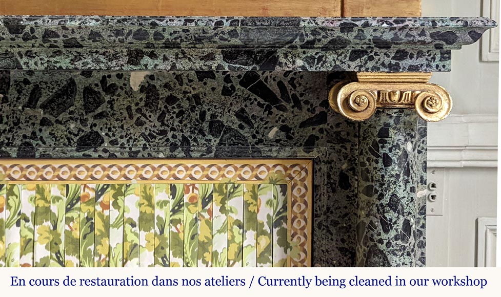 Cheminée de style Directoire à colonnes en bois peint en trompe-l'oeil de marbre Vert Antique Cheminée de style Directoire à colonnes en bois peint en trompe-l'oeil de marbre Vert Antique-7