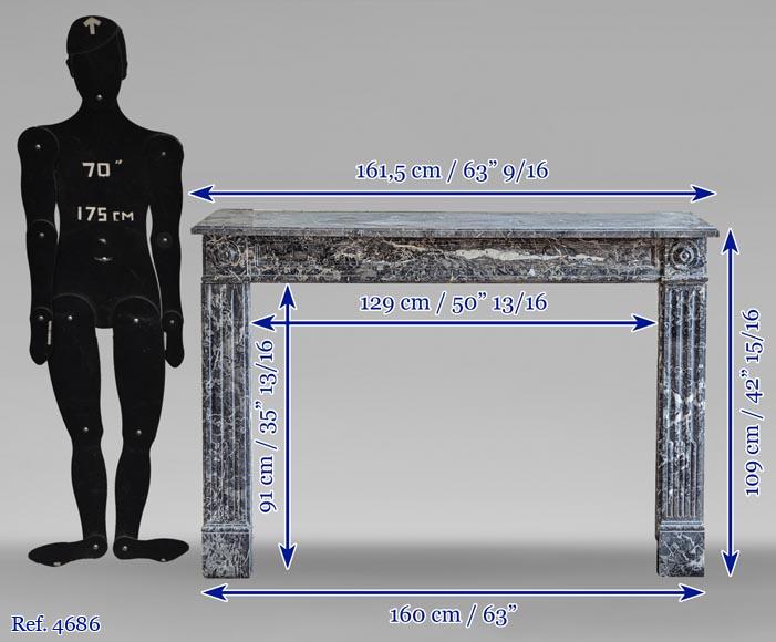 Grande cheminée d'époque Louis XVI en marbre Gris Saint-Anne aux pieds cannelés Grande cheminée d'époque Louis XVI en marbre Gris Saint-Anne aux pieds cannelés-8