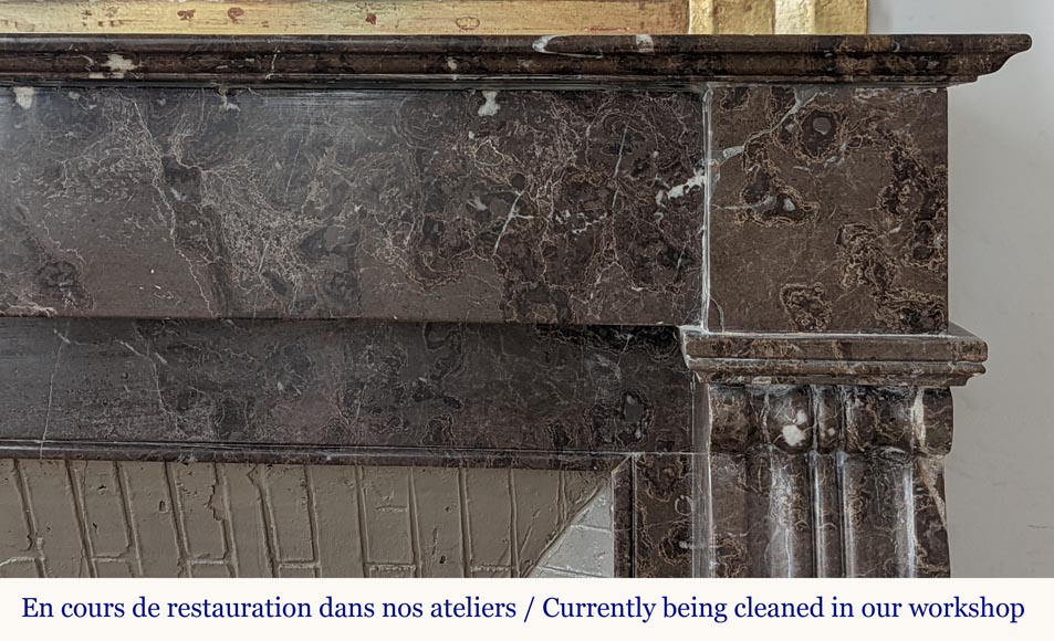 Cheminée Restauration en marbre Champlain noir Cheminée Restauration en marbre Champlain noir-5