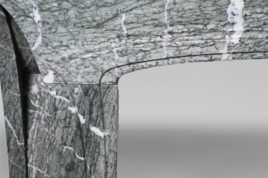 Tony SELMERSHEIM, Cheminée Art Nouveau de 1910 en marbre Campan vert Tony SELMERSHEIM, Cheminée Art Nouveau de 1910 en marbre Campan vert-4