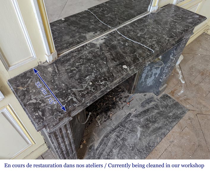 Cheminée d'époque Louis XVI en marbre gris des Ardennes Cheminée d'époque Louis XVI en marbre gris des Ardennes-8